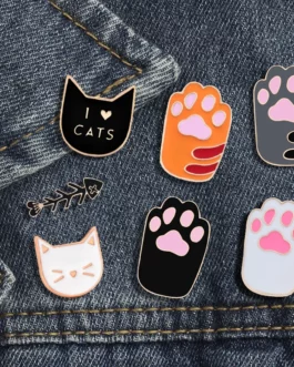 1Pcs Cute Cartoon Cat Colorful Foot Pins Acrylic Badges Brooch lapel Pin For Women Clothes On The Backpack Accessories jewelry